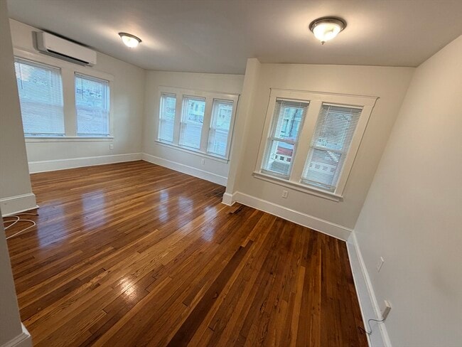 Building Photo - 249 Hyde Park Ave