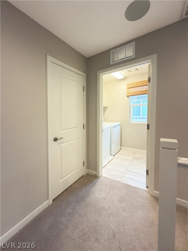 Building Photo - 6622 Palm Branch St