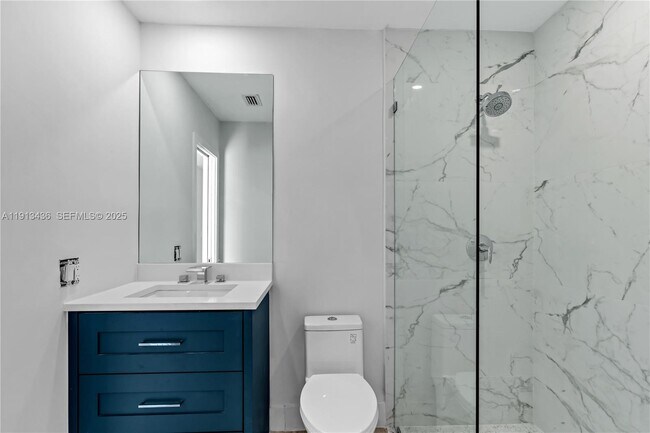 Building Photo - 6900 SW 136th St