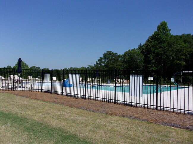 Building Photo - Recently Constructed 3 Bedroom 2 1/2 Bath Home in Walkers Mill