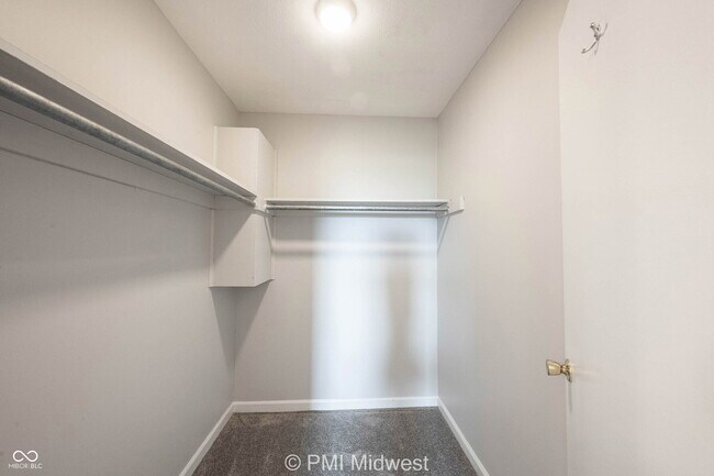 Building Photo - 326 Progress Rd