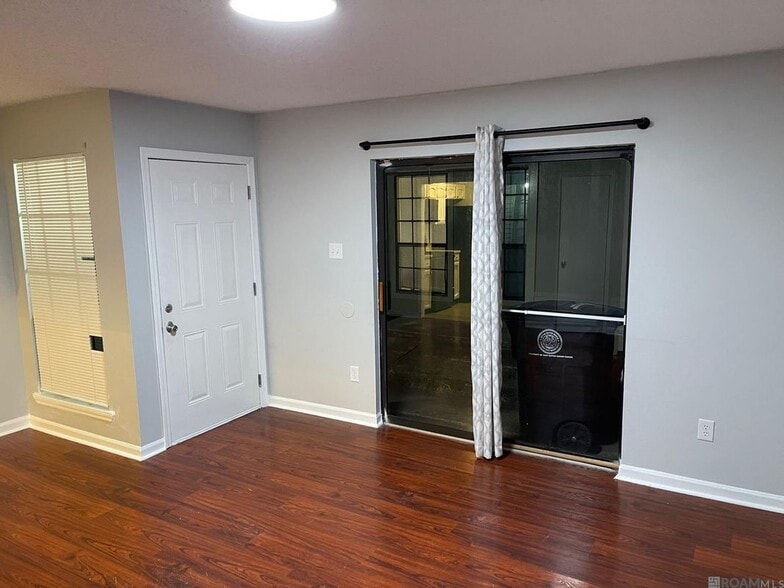 Building Photo - 5124 Brightside View Dr