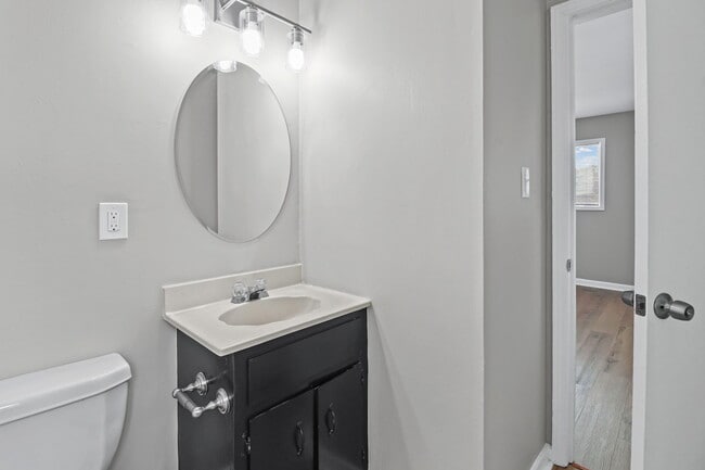 Building Photo - 1697 Spoonbill Rd