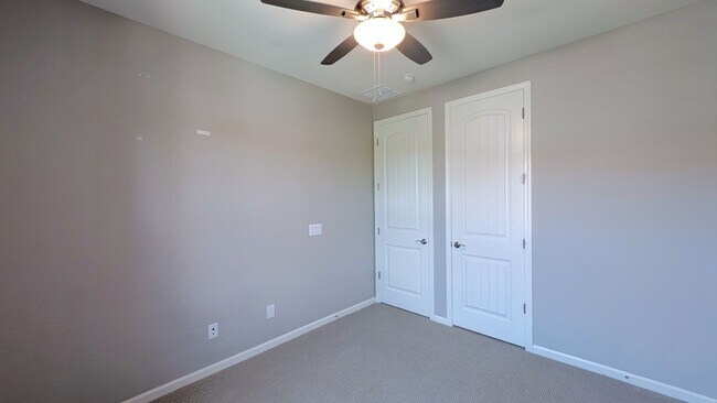 Building Photo - 3 Bedroom Condo in the Siena Community Near S Dobson Rd and W Queen Creek Rd!