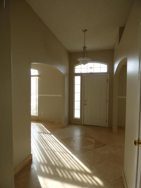 Building Photo - 1685 Aston Hall Ct