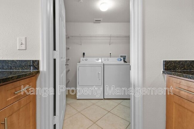 Building Photo - 6556 Emerald Dunes Dr