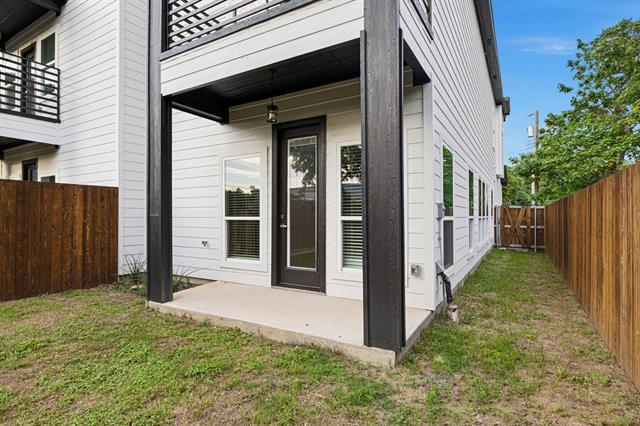 Building Photo - 2811 Harston St