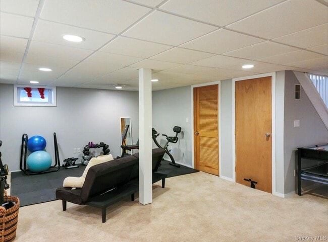 Building Photo - 104 Zugibe Ct