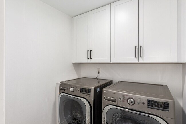 Building Photo - 14249 N 49th St