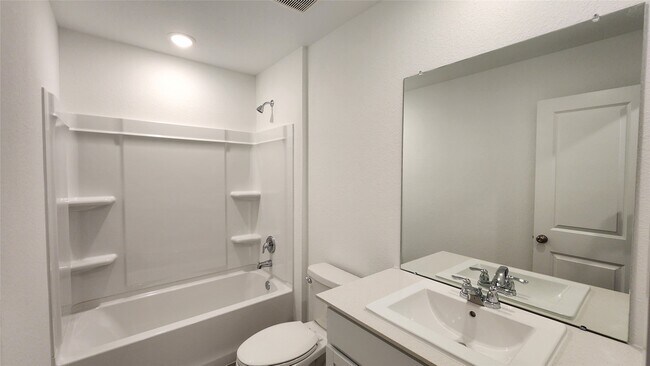 Building Photo - 26735 Feather Reed Dr