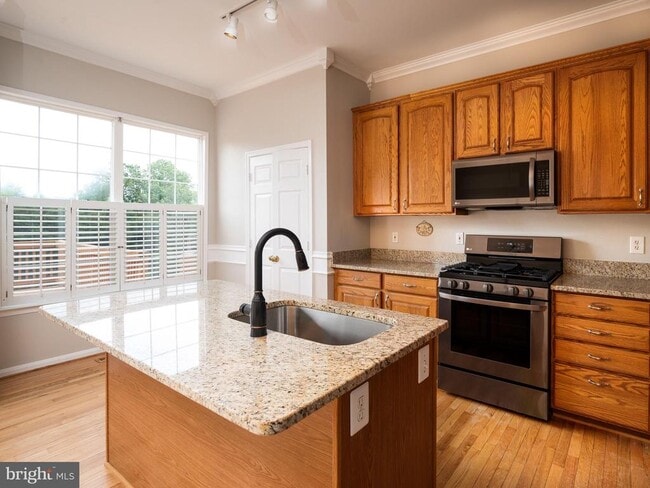 Building Photo - 3766 Tonbridge Pl