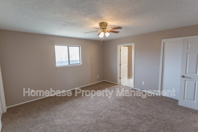 Building Photo - 5206 Foothills Dr