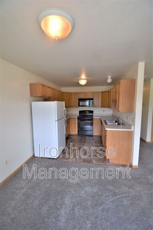 Building Photo - 2491 Wheeler Dr