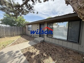 Building Photo - 1206 S Voelker Ave