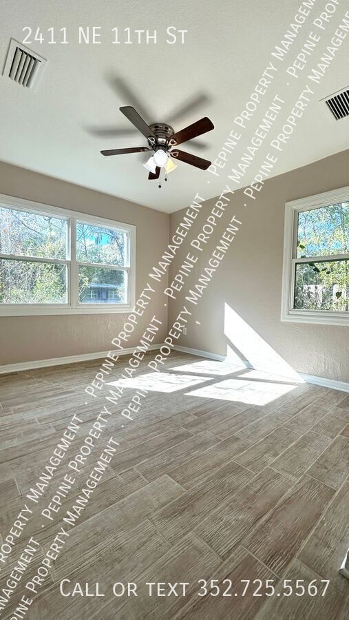 Building Photo - 2411 NE 11th St