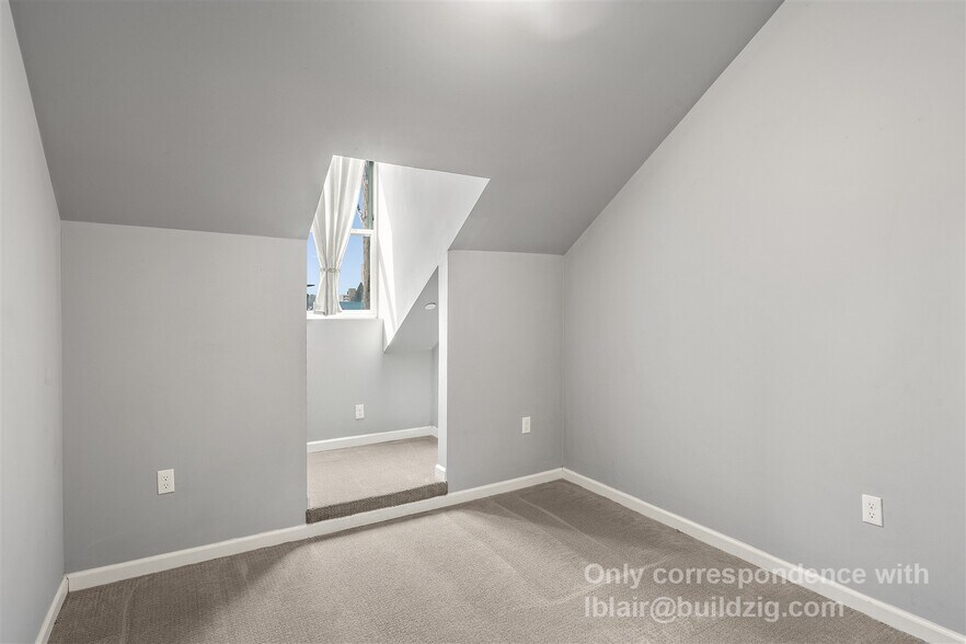 Building Photo - 404 Webster St