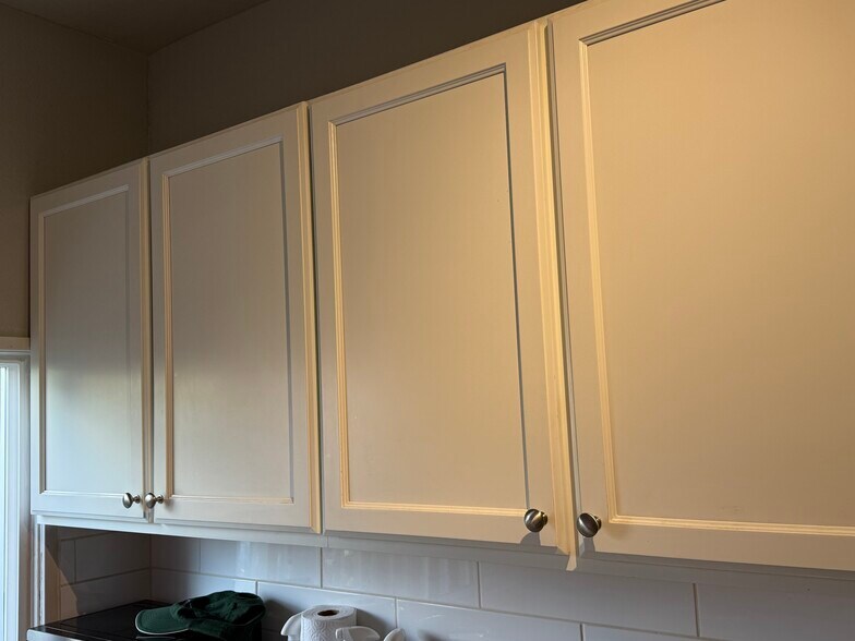 Building Photo - 1422 SE 34th Ave