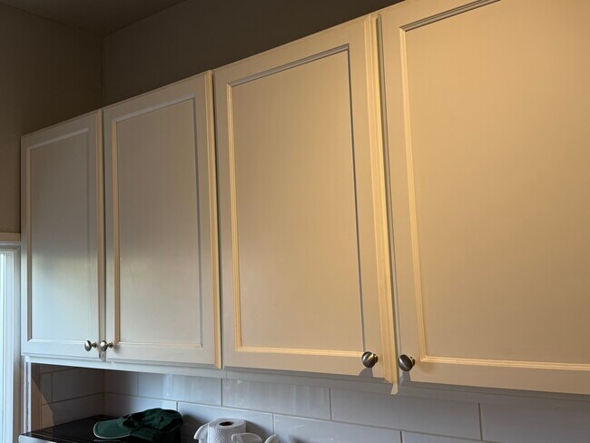 Building Photo - 1422 SE 34th Ave