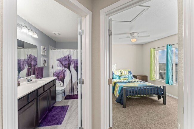 Building Photo - Beautiful 5-Bedroom, 4-Bathroom Home with ...