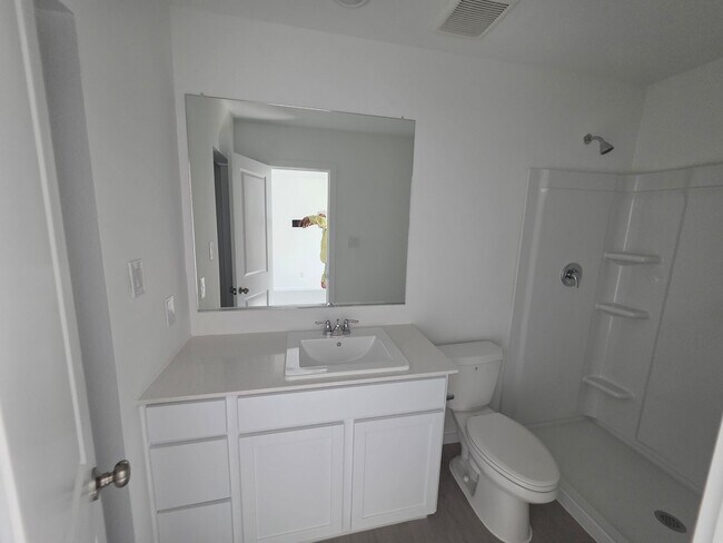 Building Photo - Modern 3-Bed New Construction with 2.5 Bat...