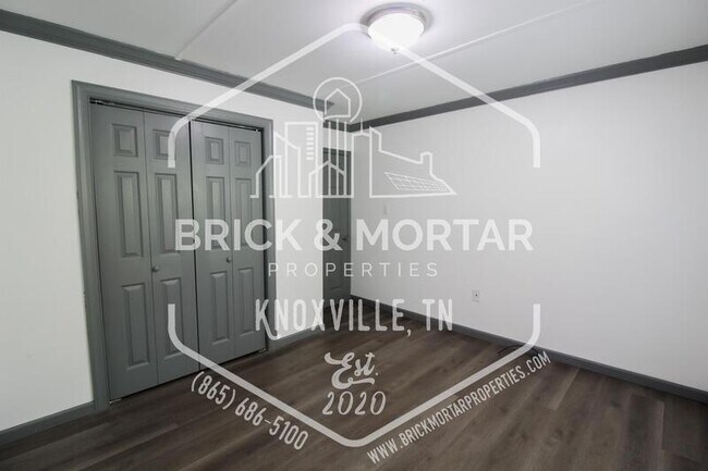 Building Photo - 170 W Wadsworth Cir