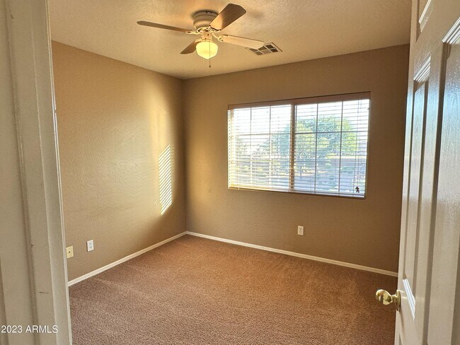 Building Photo - 15514 W Ventura St