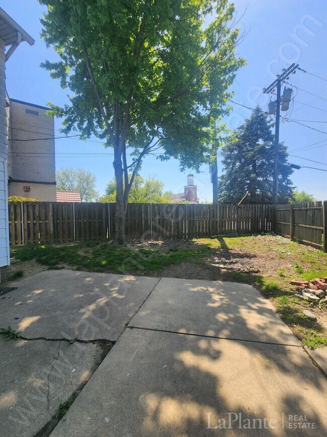 Building Photo - Beautiful 4 Bedroom Home for Rent