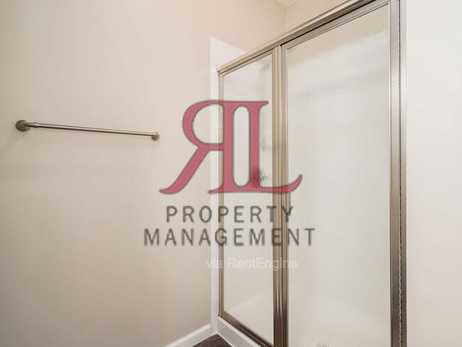 Building Photo - 719 Wintergreen Wy