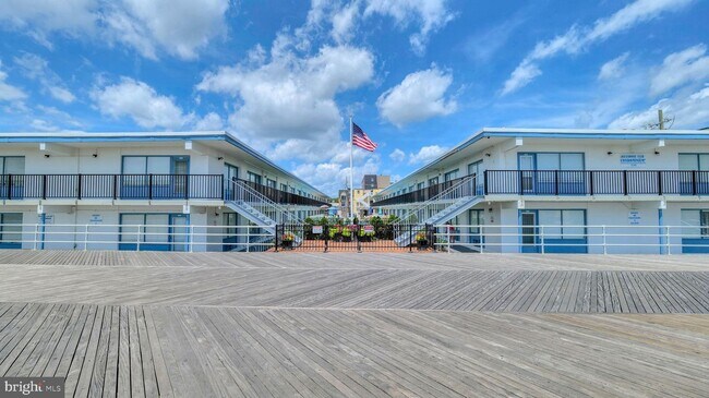 Building Photo - 3501 Boardwalk-A117-A117