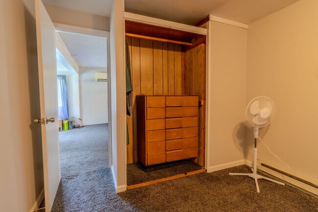 Building Photo - Lakeside Retreat on Duck Lake Peninsula