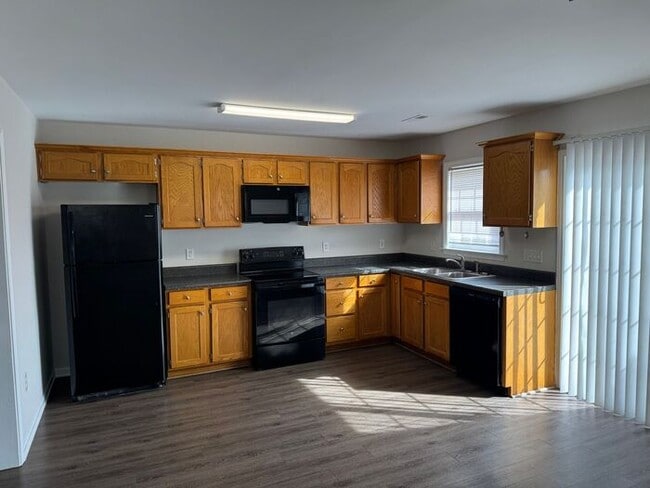 Building Photo - Nice Townhouse! near downtown Landis, NC!