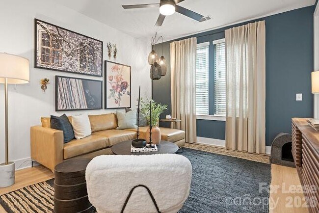 Building Photo - 536 W Tremont Ave