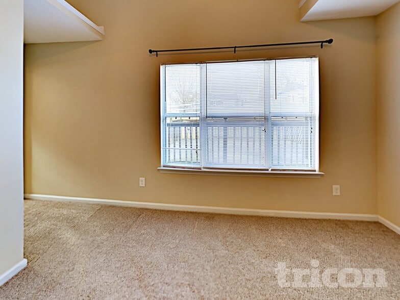 Building Photo - 1118 Yorkdale Dr