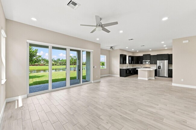 Building Photo - 5608 Macoon Wy
