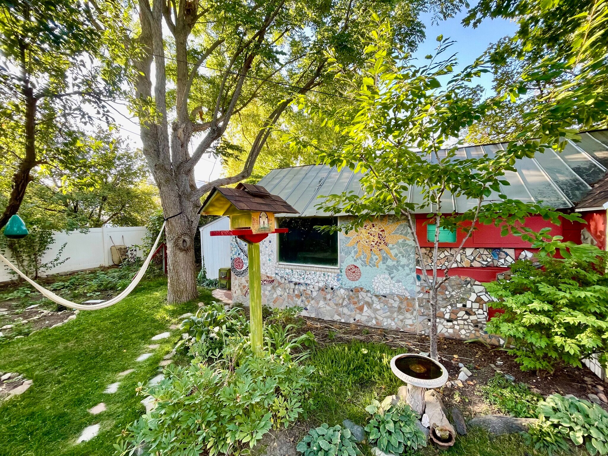 Building Photo - 2879 S Filmore St