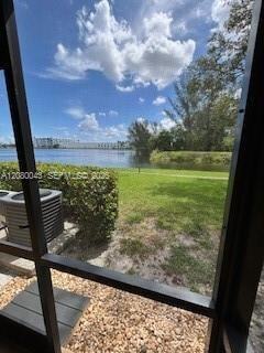 Building Photo - 15535 Miami Lakeway N