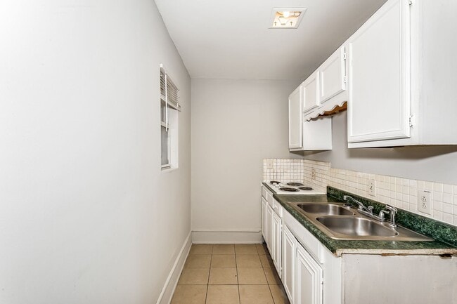 Building Photo - Affordable, One Bedroom by WSU! All Bills ...