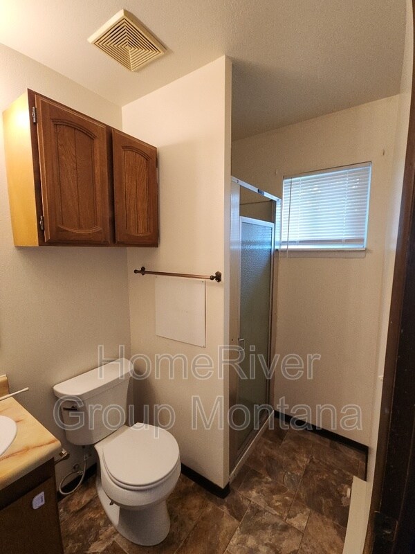 Building Photo - 2111 S 4th St W