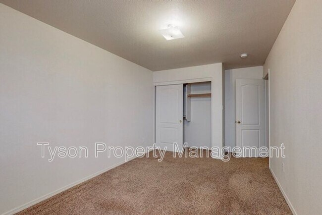 Building Photo - 1500 Montiano Loop SE
