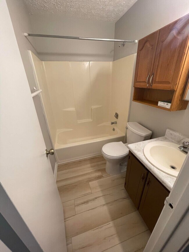 Building Photo - 874 Ventnor Pl SW