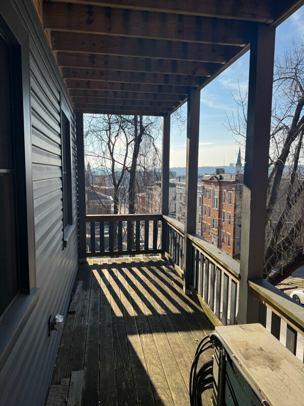 Building Photo - 201 Mulberry St