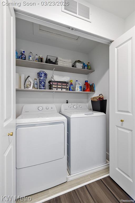 Building Photo - 5931 Stella Dr