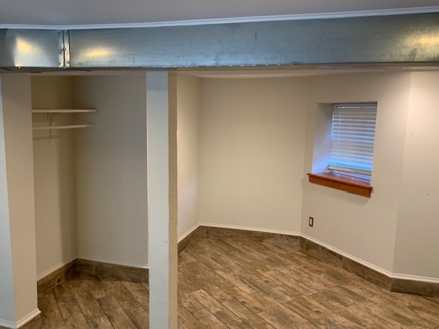 Building Photo - 844 N Harding Ave