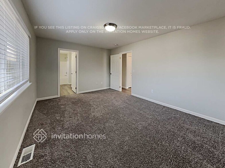 Building Photo - 10023 2nd St SE