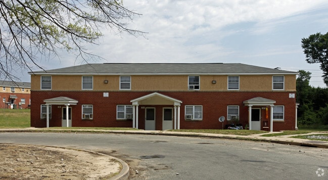 Building Photo - Creighton Court