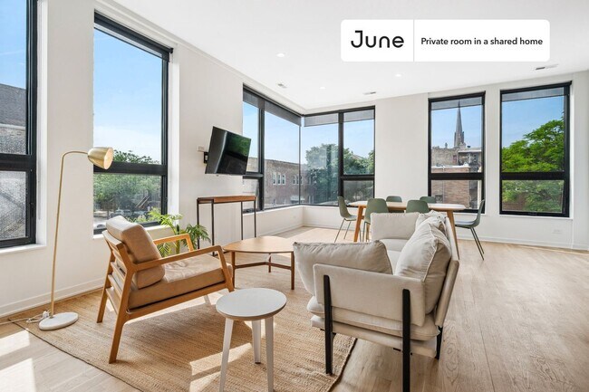 Building Photo - Room in Shared 4 bed/3 bath home