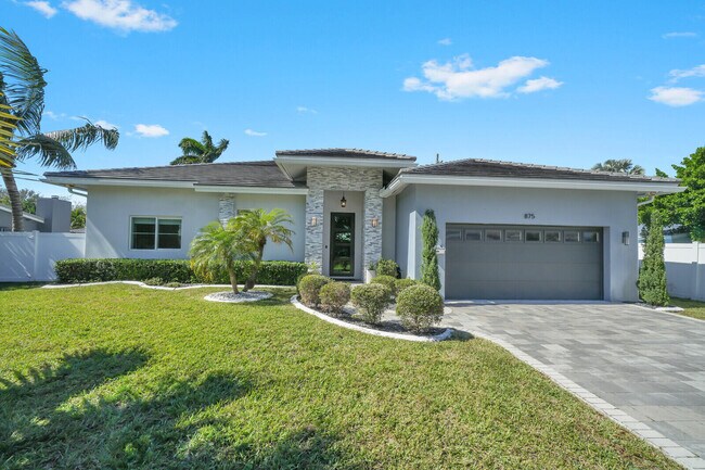 Building Photo - 875 SE 13th Ave