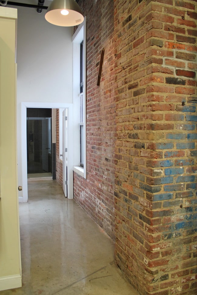 Building Photo - 3421 Richmond Street - 111
