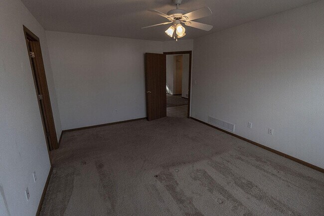 Building Photo - 1610 Typhoon Dr