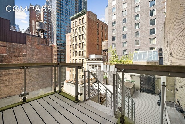 Building Photo - 119 Fulton St